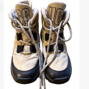 UGG Yose Puffer Lace-Up Hiker Boots size 7